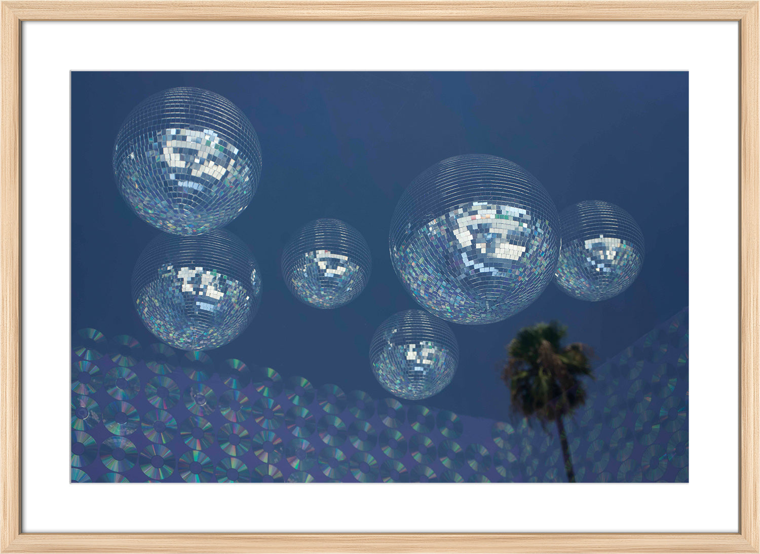 disco print wood frame