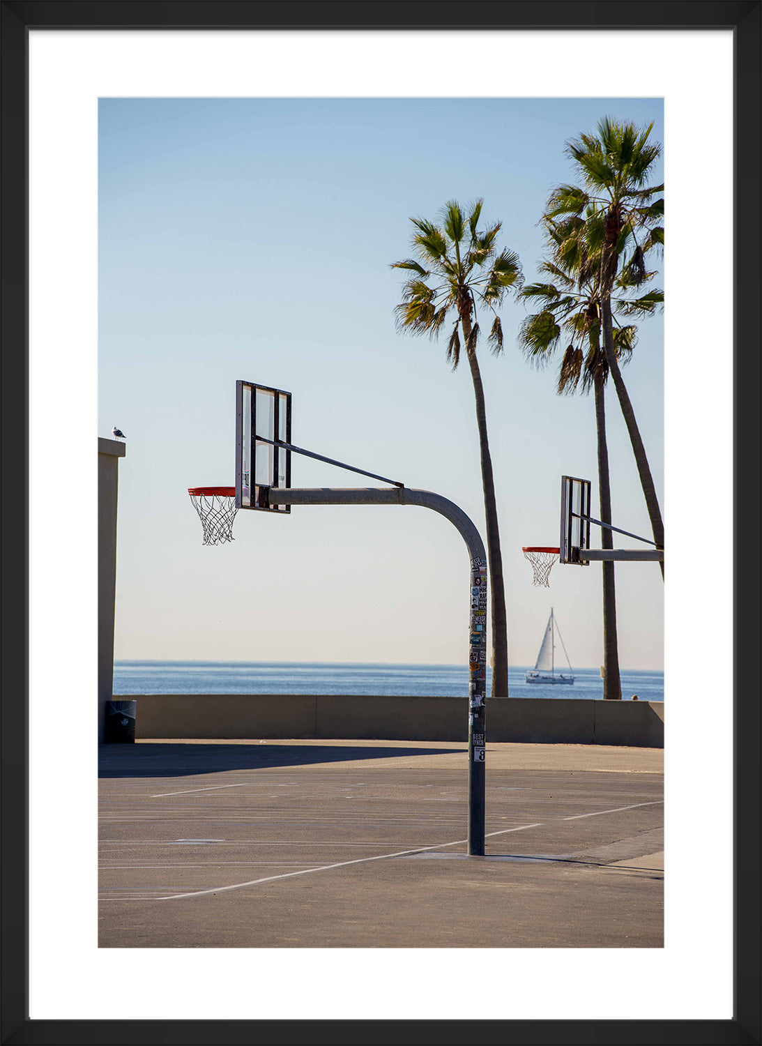 hoop print black frame