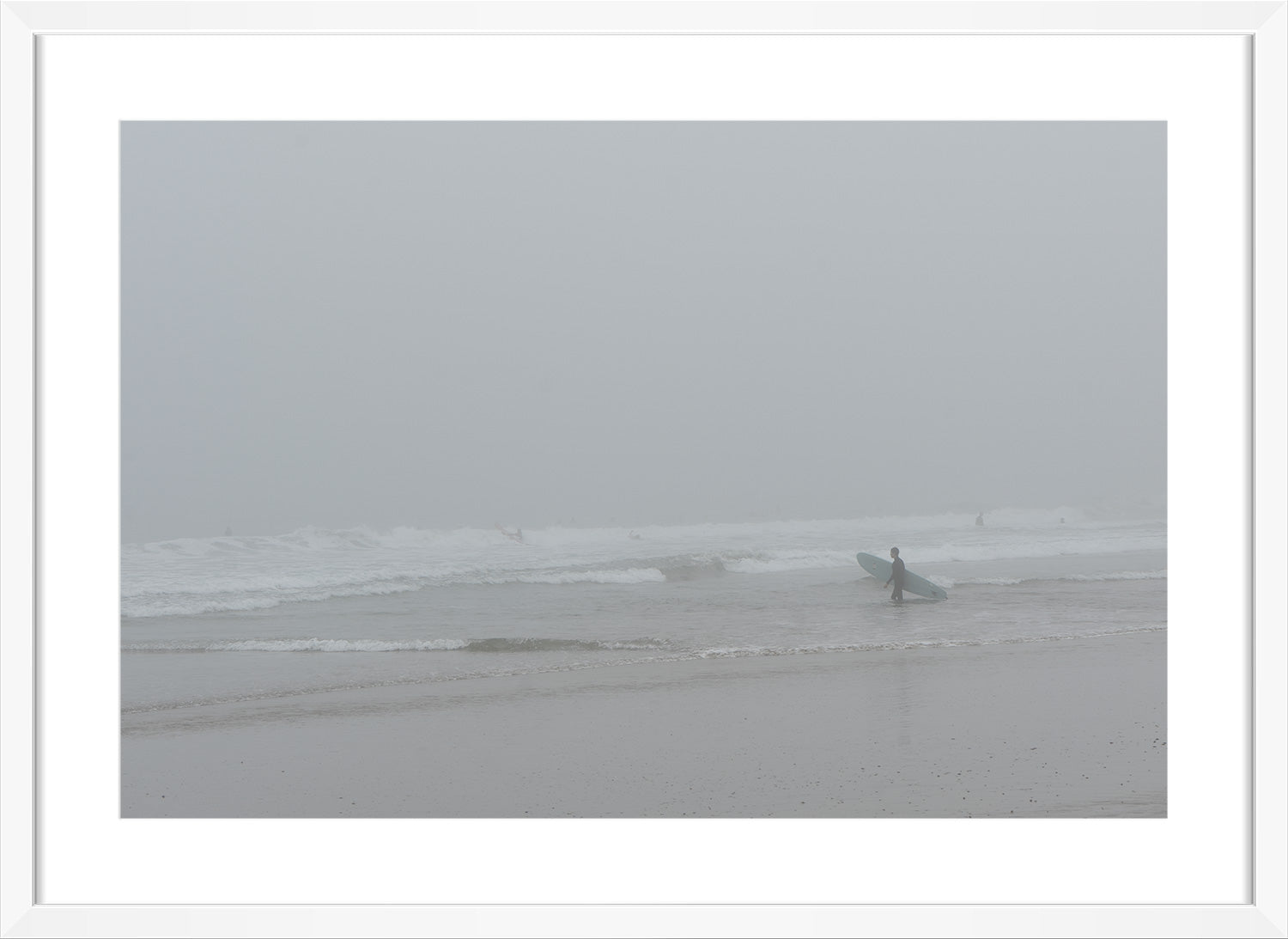 beach print white frame